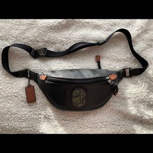❌SOLD❌ Coach Rivington Belt Bag 7 W/ Kaffe Fassett Patch - Black